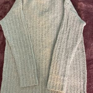 New Grey V neck long sleeve knit top!